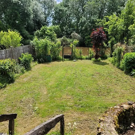 Maison Bord De Sarthe Avec Ponton Privé Idéale 24 Du Mans 6 à 7 Personnes Hébergement de vacances