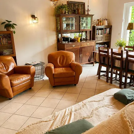 Hébergement de vacances Maison Bord De Sarthe Avec Ponton Privé Idéale 24 Du Mans 6 à 7 Personnes